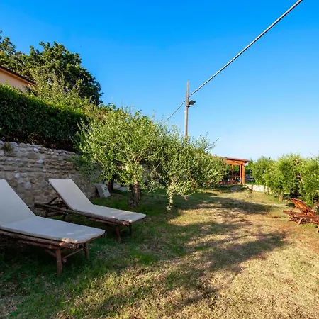 Amazing In San Giovanni With Kitchen *